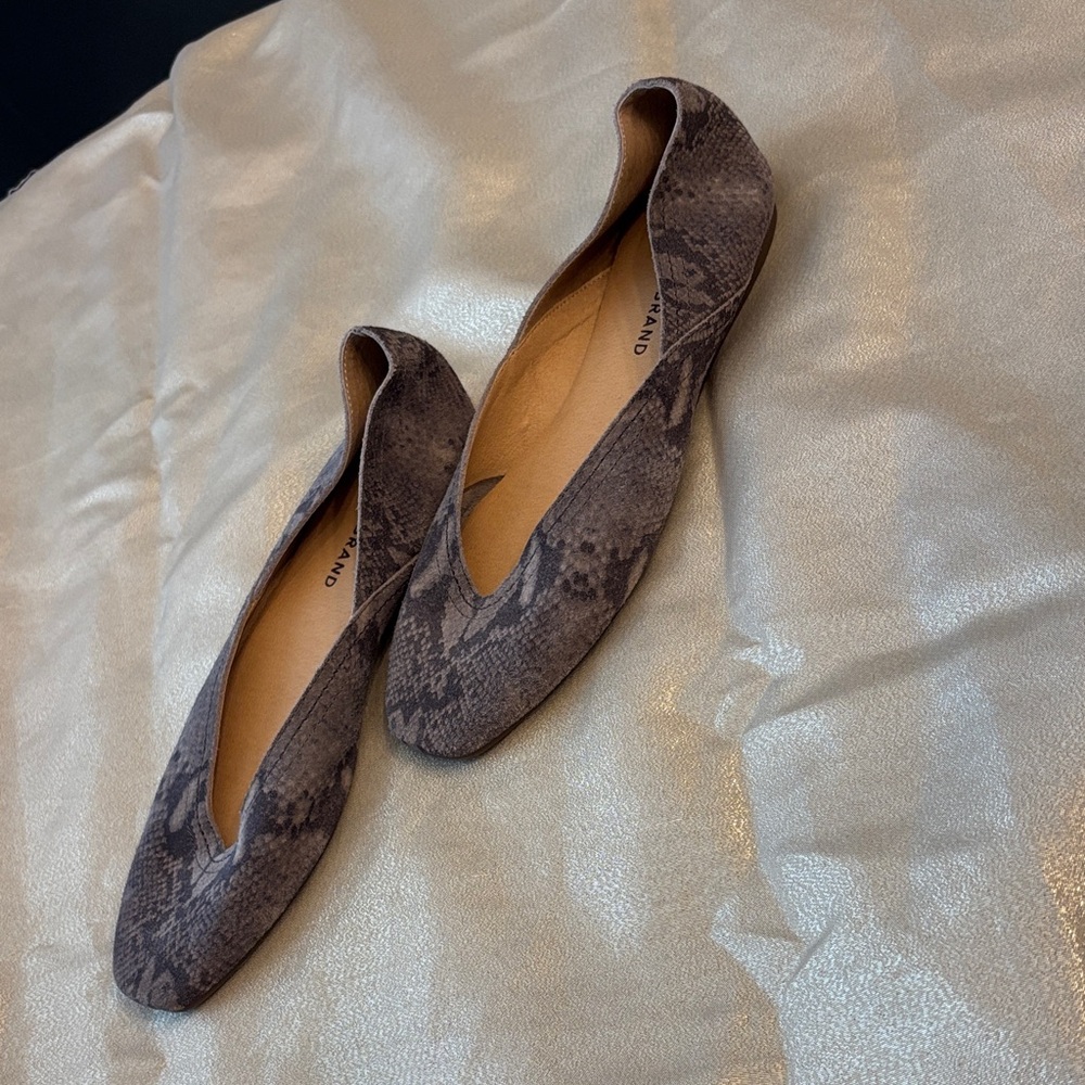 Lucky Brand Snake Print Flats